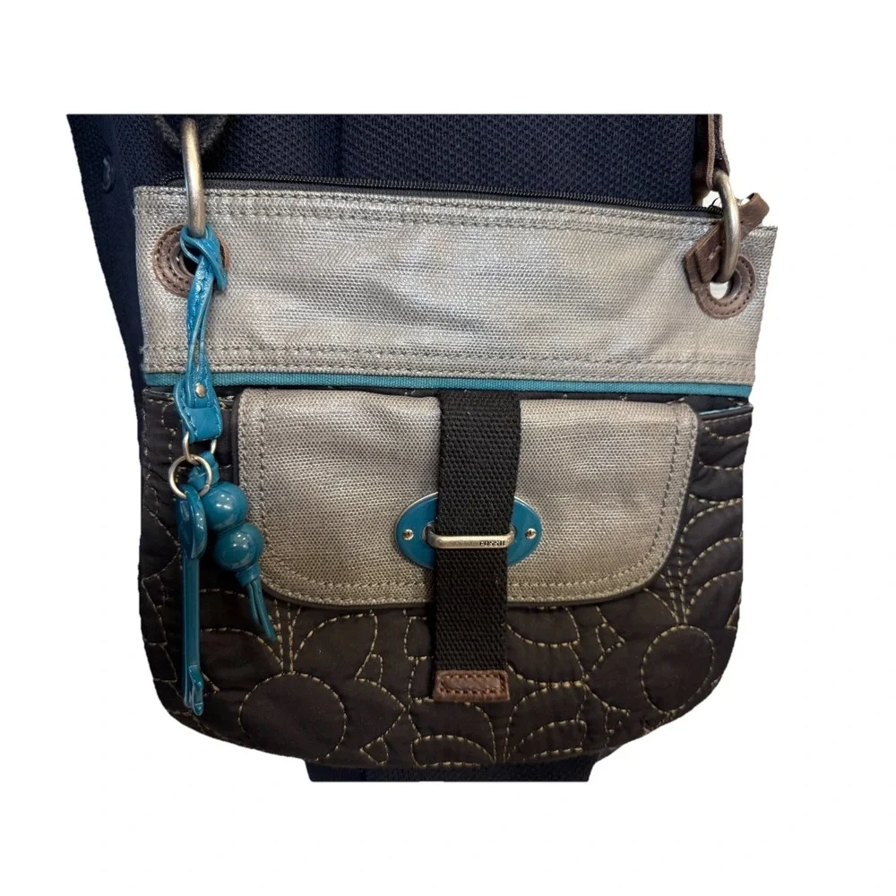 Fossil keyper crossbody